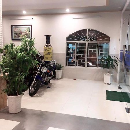 Huyen Tran Hotel Cần Thơ Exterior foto