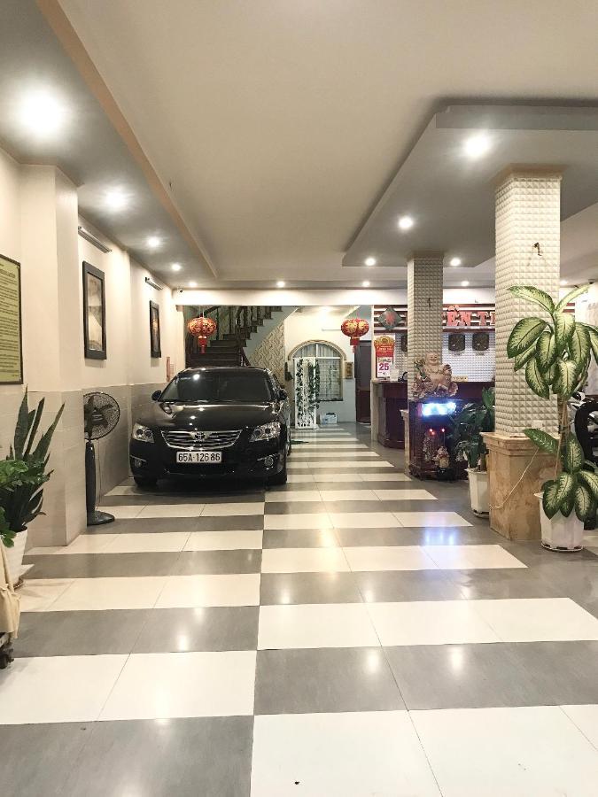Huyen Tran Hotel Cần Thơ Exterior foto